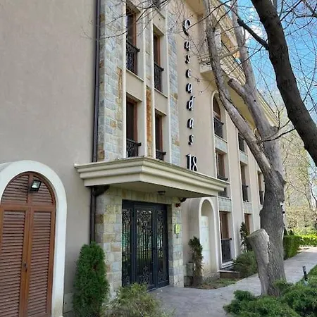 Cascadas, аппартамент-студия с видом на бассейн Apartment