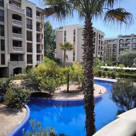 Cascadas, аппартамент-студия с видом на бассейн Apartment
