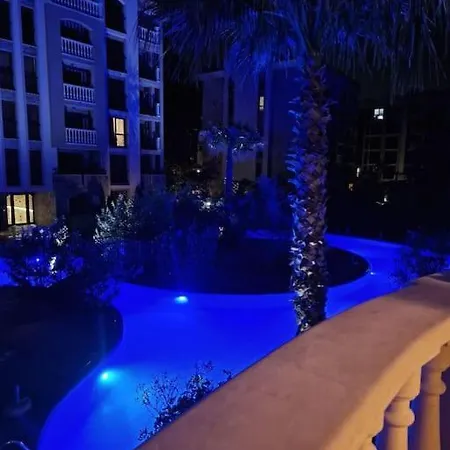 Apartment Cascadas, With A Pool View Sunny Beach